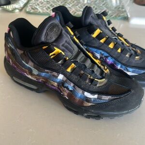 Nike Air Max 95 ERDL sz 7.5